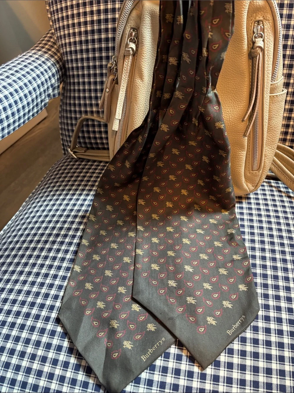 Burberry vintage Olive Paisley-Accent Silk Scarf